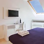 ラウラ ラックス スイーツ 4*