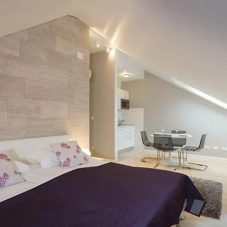 Laura Lux Guest house 4*