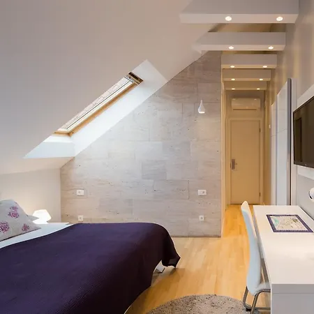 Laura Lux Gostinjska kuća