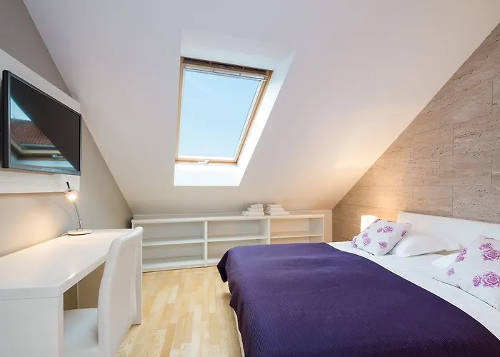 Laura Lux Guest house 4*