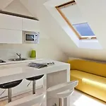 Laura Lux Guest house