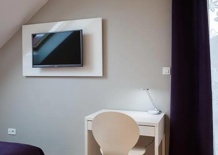 Laura Lux Guest house