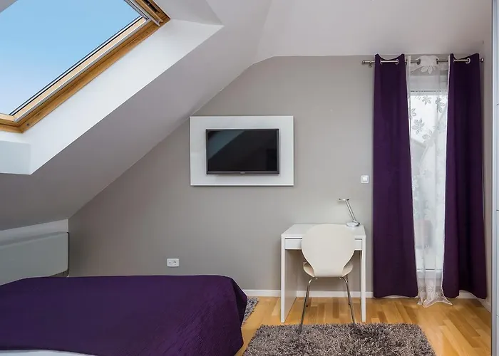 Laura Lux Guest house